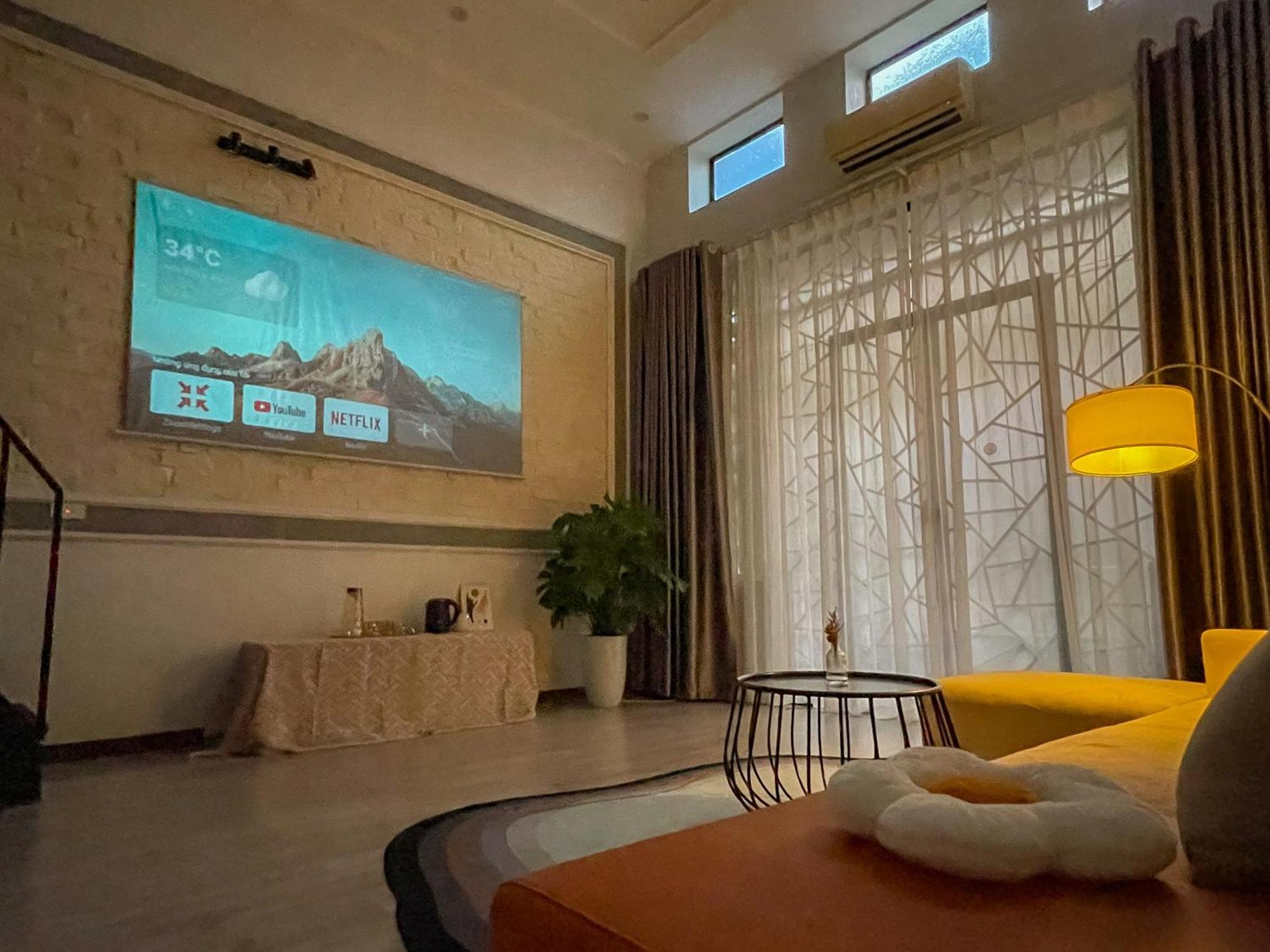 Zeus Living - Old Quater Homestay Hanoi Buitenkant foto
