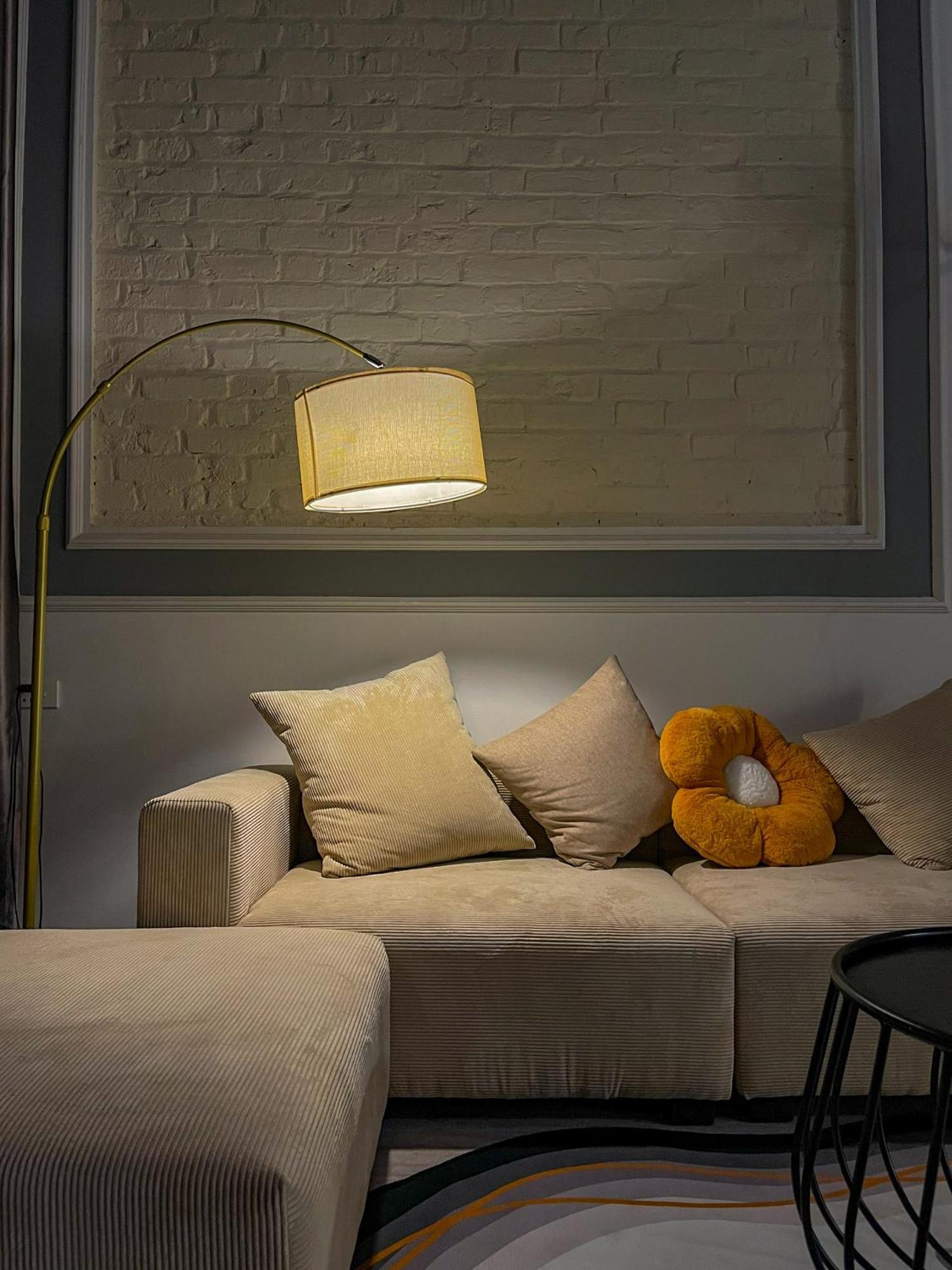 Zeus Living - Old Quater Homestay Hanoi Buitenkant foto